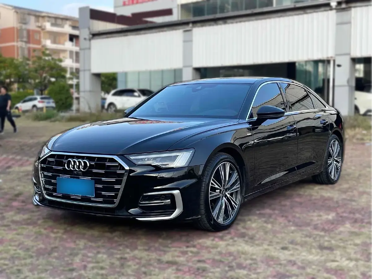 2023 Audi A6L 2.0T 245HP L4 7DCT