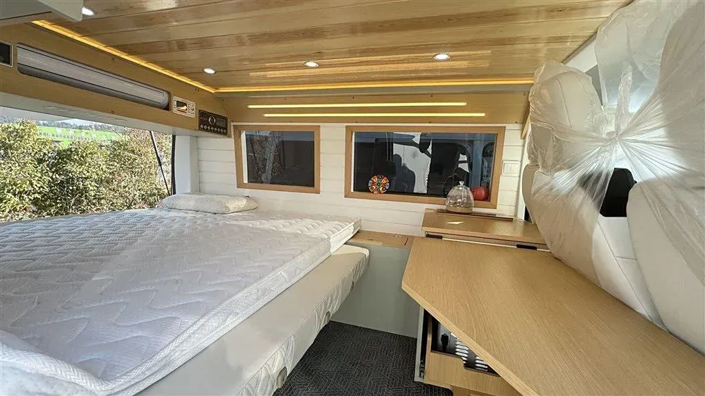 2023 JMC FuShun 2.0T 146HP L4 8AT,autocango,china used car exporter,china ev exporter,chinese used car exporter,chinese used ev exporter