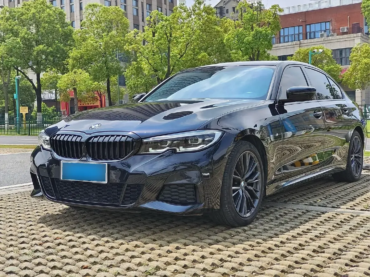 2021 BMW 3 Series 2.0T 184HP L4 8AT