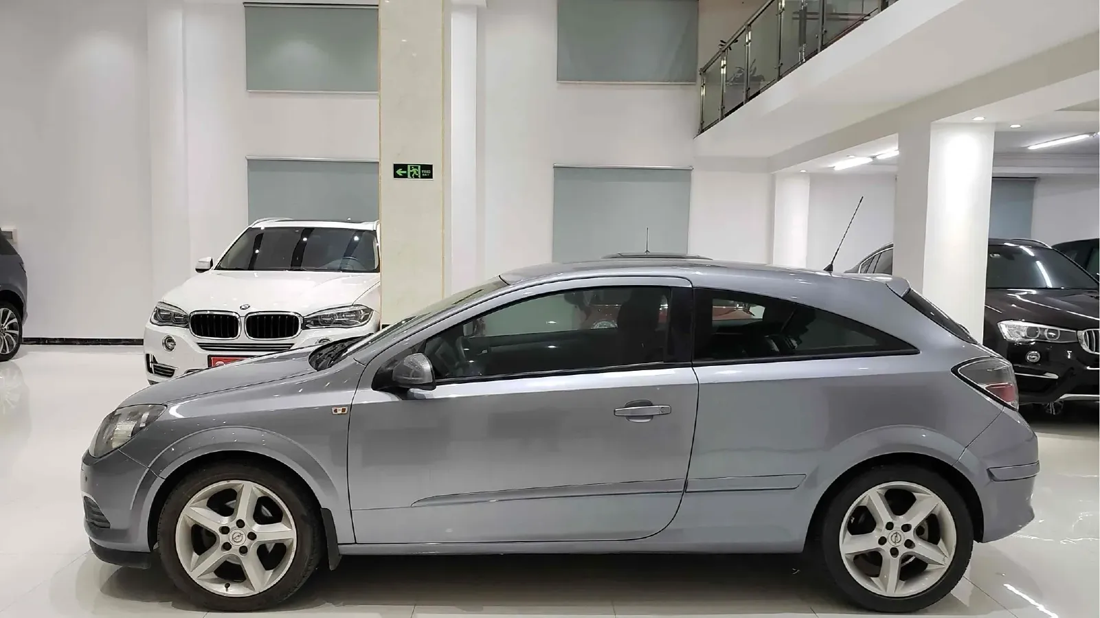 2010 Opel Astra 1.8L 140HP L4 4AT,autocango,china used car exporter,china ev exporter,chinese used car exporter,chinese used ev exporter