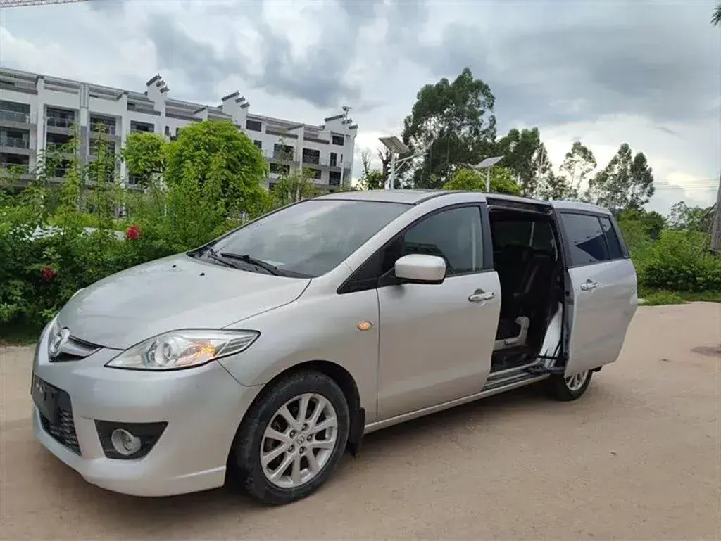 2011 Mazda 5 2.0L 144HP L4 5AT