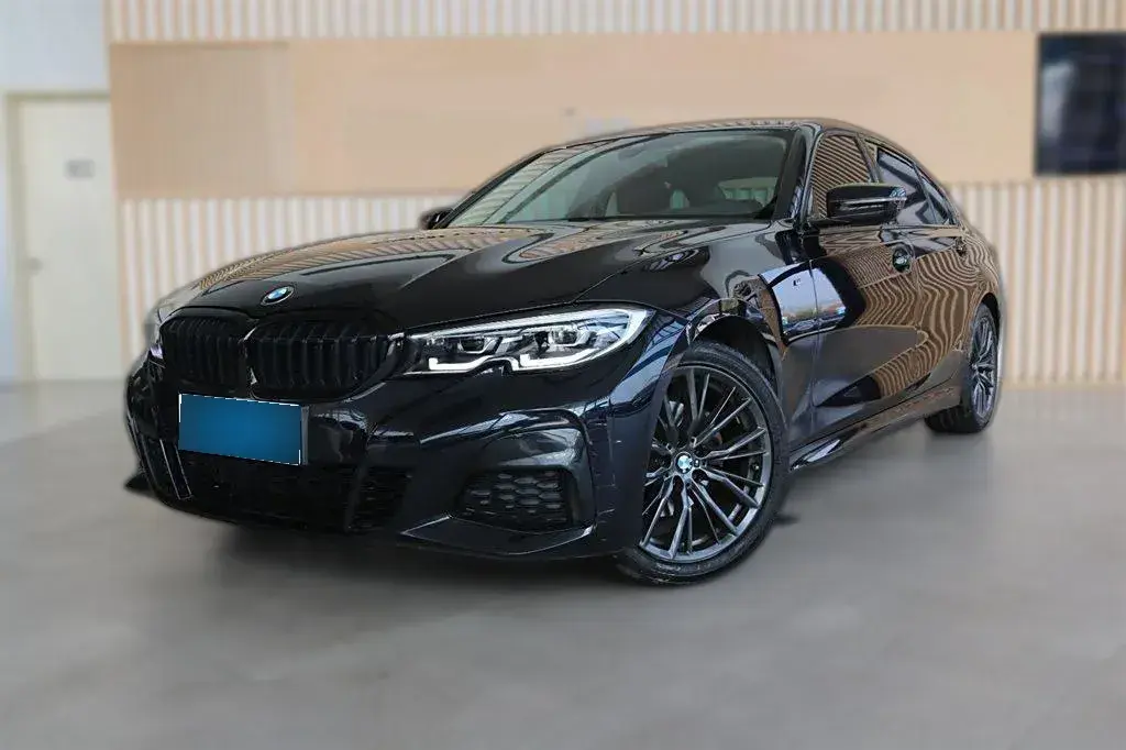 2022 BMW 3 Series 2.0T 184HP L4 8AT