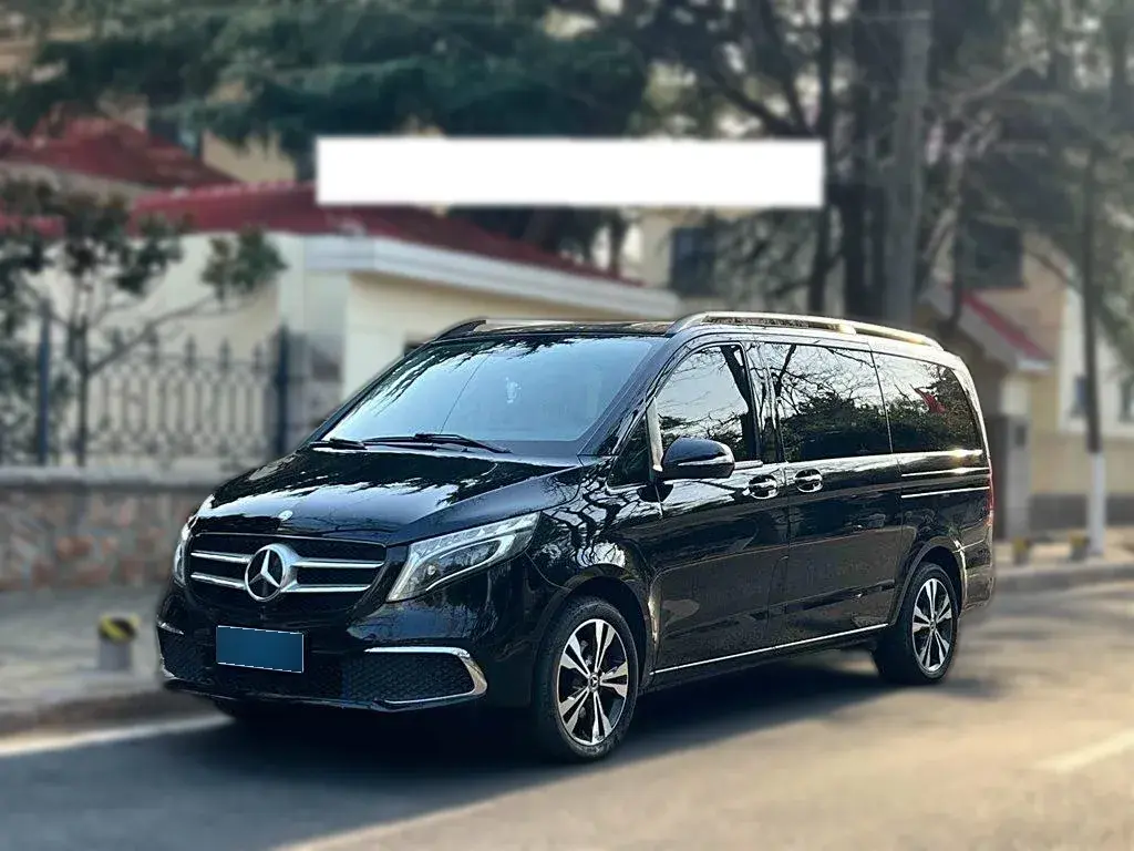 2017 Mercedes-Benz V Class 2.0T 211HP L4 7AT
