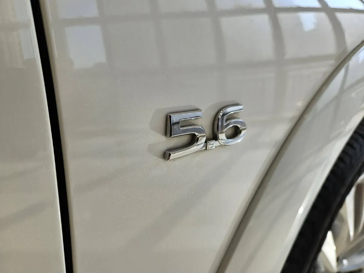 2016 Infiniti QX80 5.6L 398HP V8 7AT,autocango,china used car exporter,china ev exporter,chinese used car exporter,chinese used ev exporter