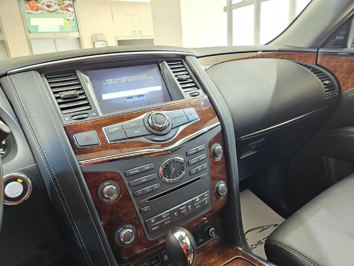 2016 Infiniti QX80 5.6L 398HP V8 7AT,autocango,china used car exporter,china ev exporter,chinese used car exporter,chinese used ev exporter