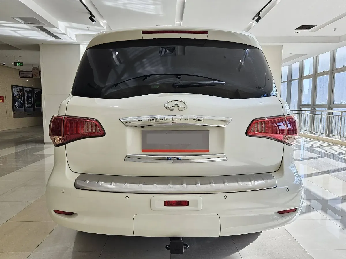 2016 Infiniti QX80 5.6L 398HP V8 7AT,autocango,china used car exporter,china ev exporter,chinese used car exporter,chinese used ev exporter