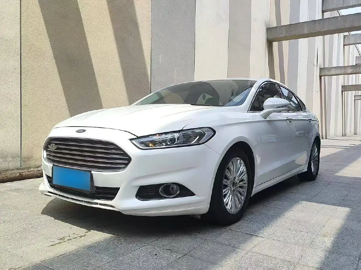 2013 Ford Mondeo 2.0T 203HP L4 6AT