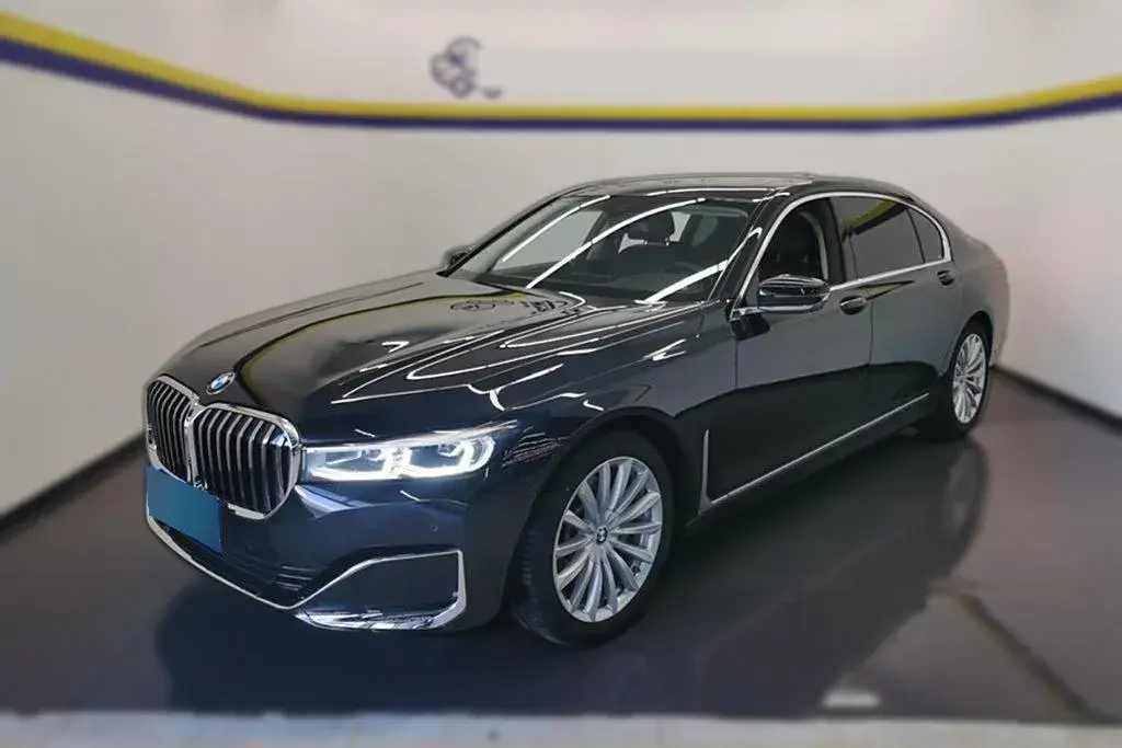 2021 BMW 7 Series 2.0T 265HP L4 8AT