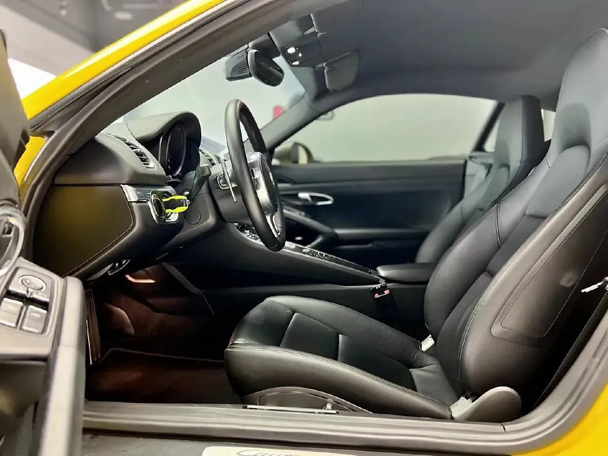 2013 Porsche Cayman 2.7L 275HP H6 7DCT,autocango,china used car exporter,china ev exporter,chinese used car exporter,chinese used ev exporter