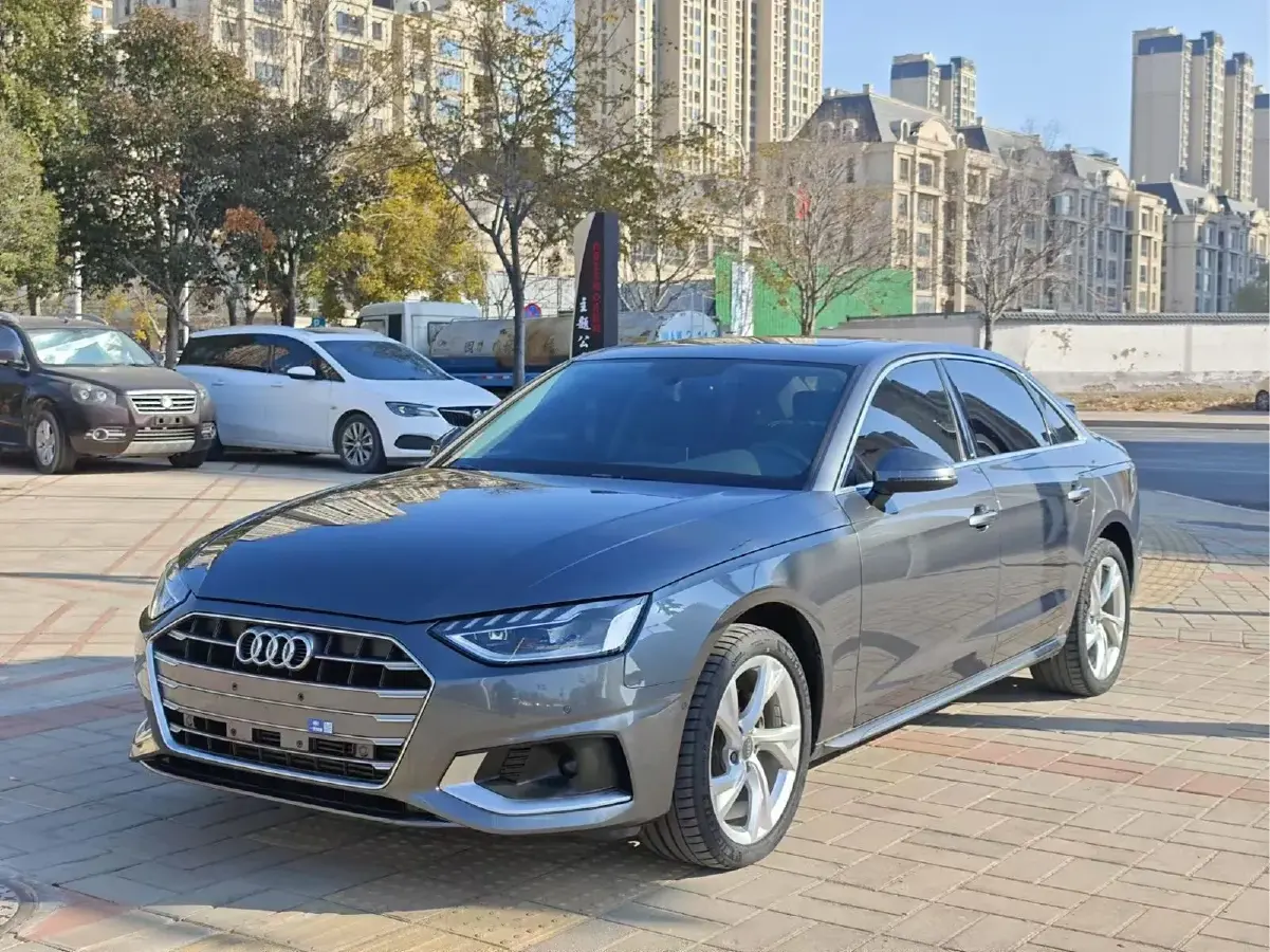 2020 Audi A4L 2.0T 190HP L4 7DCT