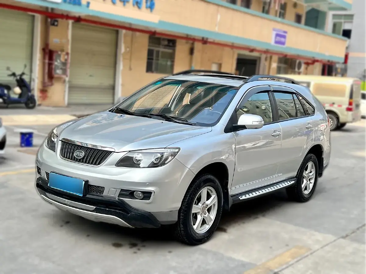 2013 BYD S6 2.0L 140HP L4 5MT