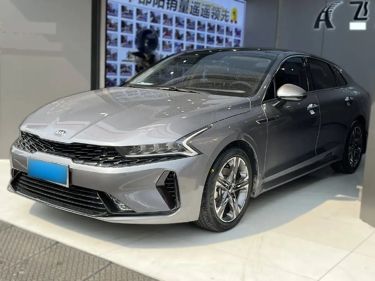 2020 Kia K5 1.5T 170HP L4 7DCT