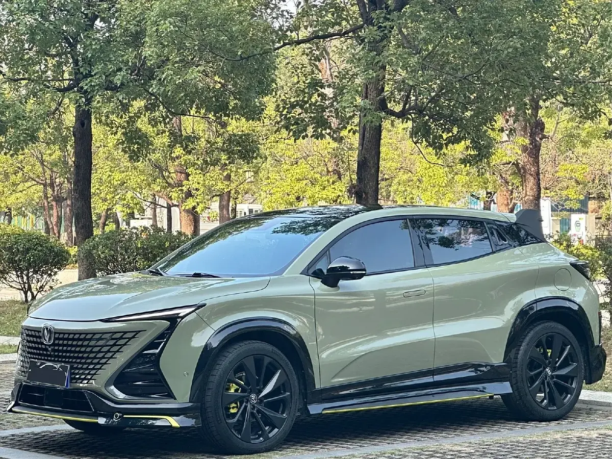 2022 ChangAn UNI-T 1.5T 188HP L4 7DCT