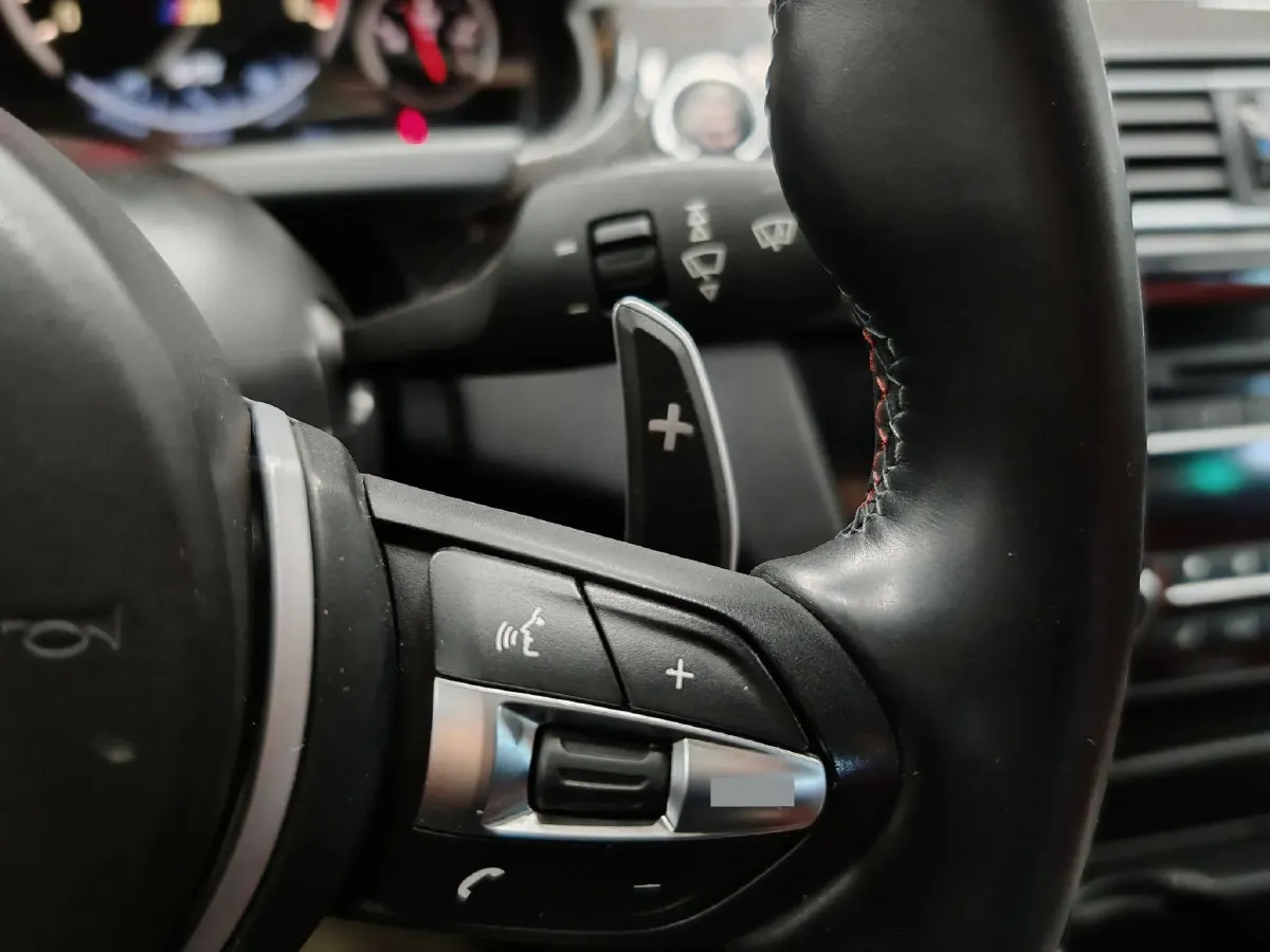 2013 BMW M6 4.4T 560HP V8 7DCT,autocango,china used car exporter,china ev exporter,chinese used car exporter,chinese used ev exporter