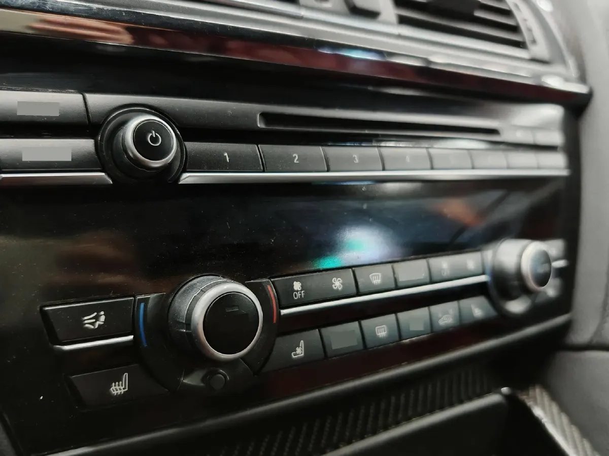 2013 BMW M6 4.4T 560HP V8 7DCT,autocango,china used car exporter,china ev exporter,chinese used car exporter,chinese used ev exporter