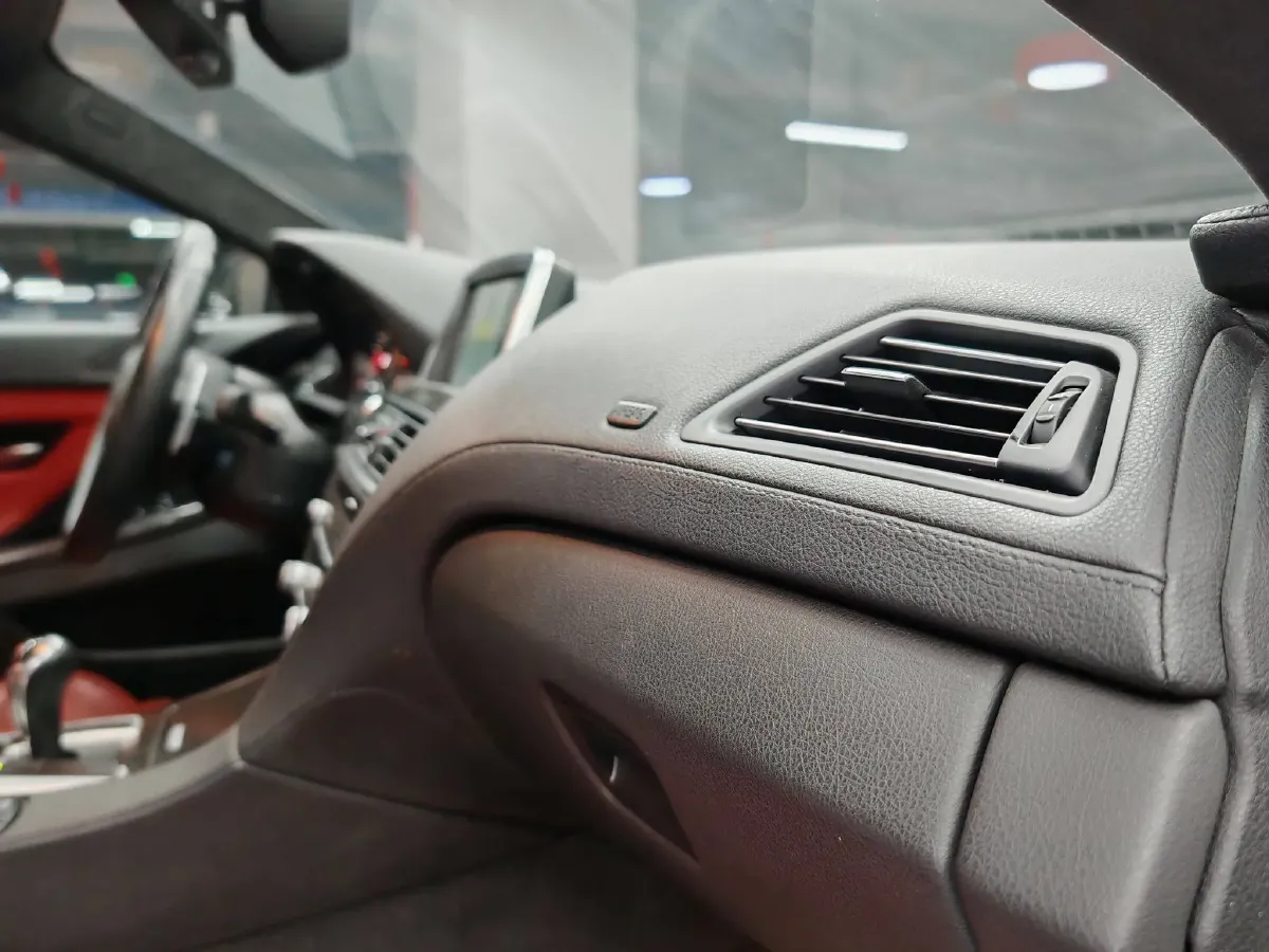 2013 BMW M6 4.4T 560HP V8 7DCT,autocango,china used car exporter,china ev exporter,chinese used car exporter,chinese used ev exporter