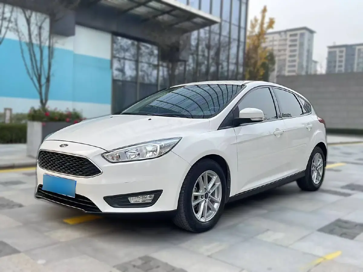 2018 Ford Focus 1.6L 125HP L4 6DCT