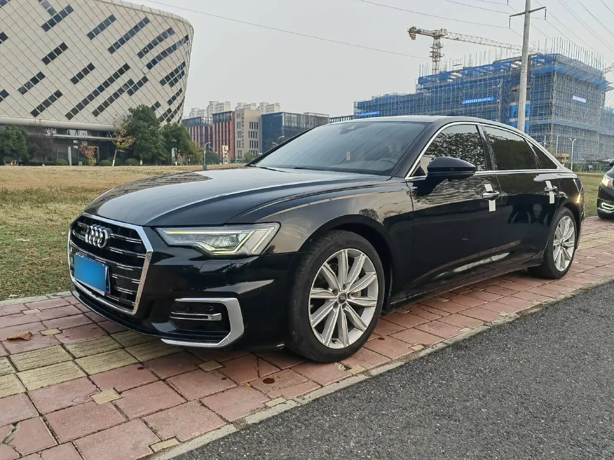 2021 Audi A6L 2.0T 224HP L4 7DCT