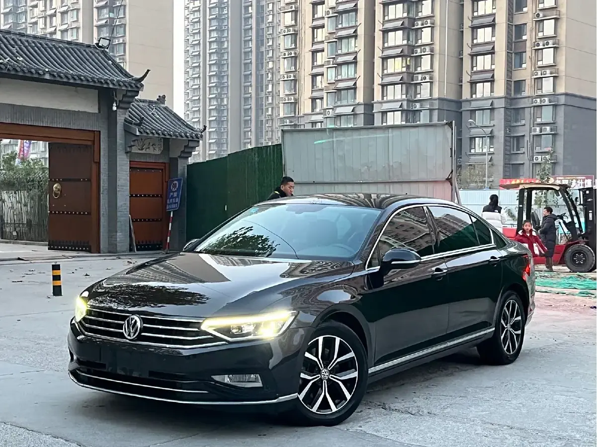 2021 Volkswagen Magotan 2.0T 186HP L4 7DCT