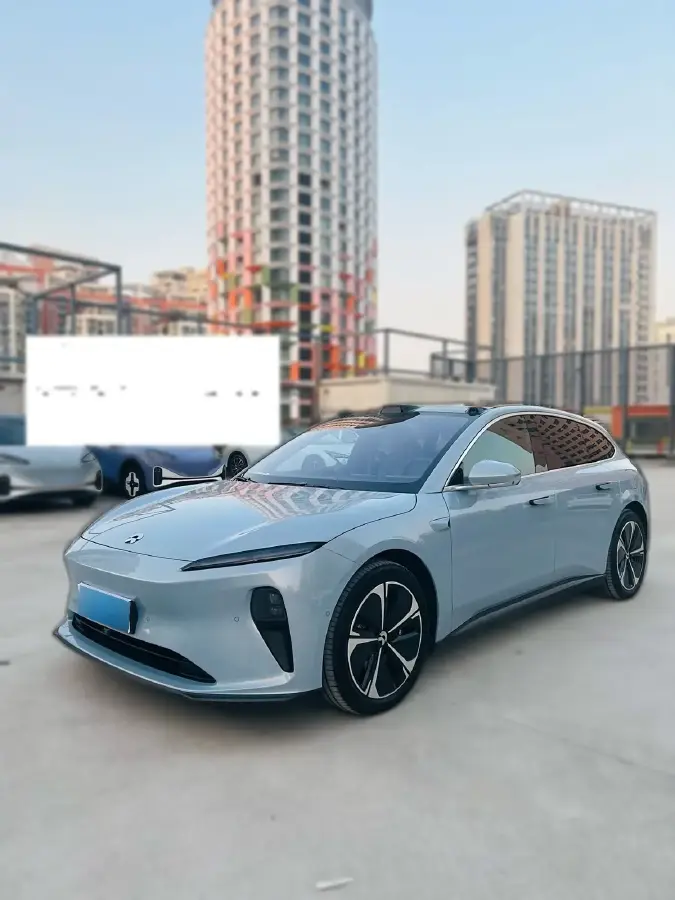 2024 NIO ET5T BEV 75KWH