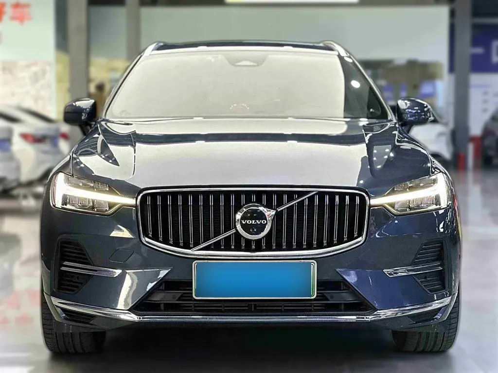 2023 Volvo XC60 PHEV 2.0T 310HP L4 8AT PHEV 18.8KWH,autocango,china used car exporter,china ev exporter,chinese used car exporter,chinese used ev exporter
