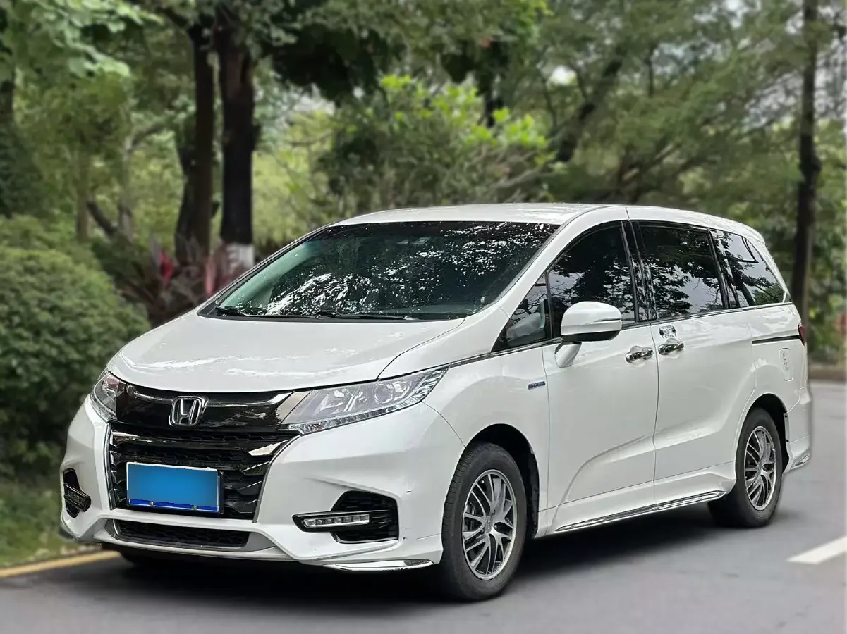 2019 Honda Odyssey 2.0L 146HP L4 E-CVT Hybrid