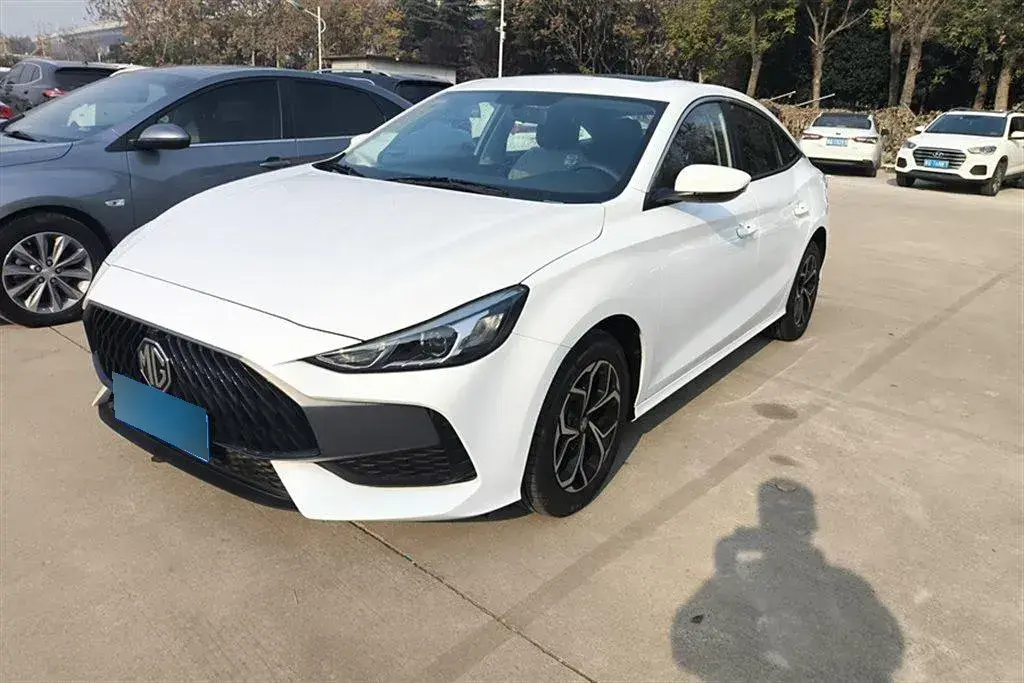 2023 MG 5 1.5L 129HP L4 CVT