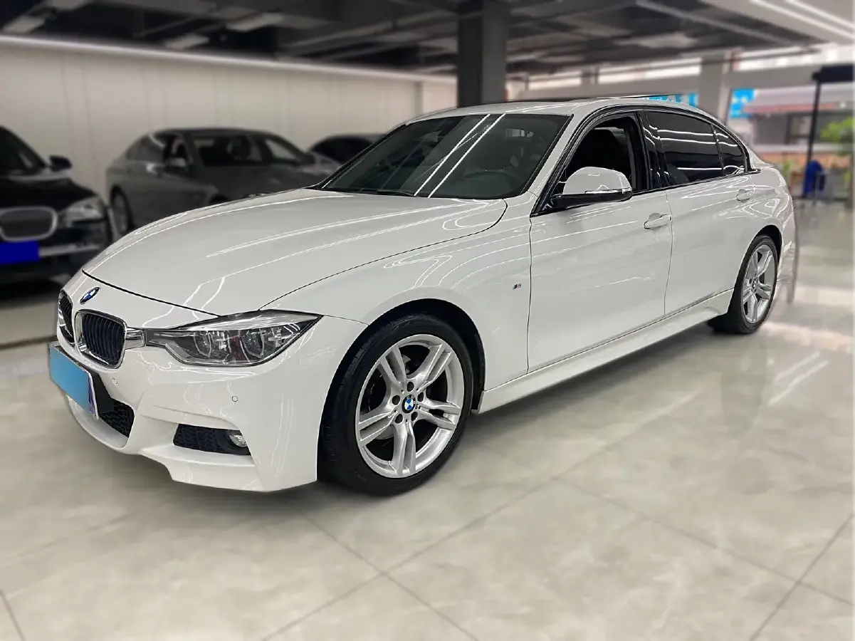 2017 BMW 3 Series 2.0T 184HP L4 8AT