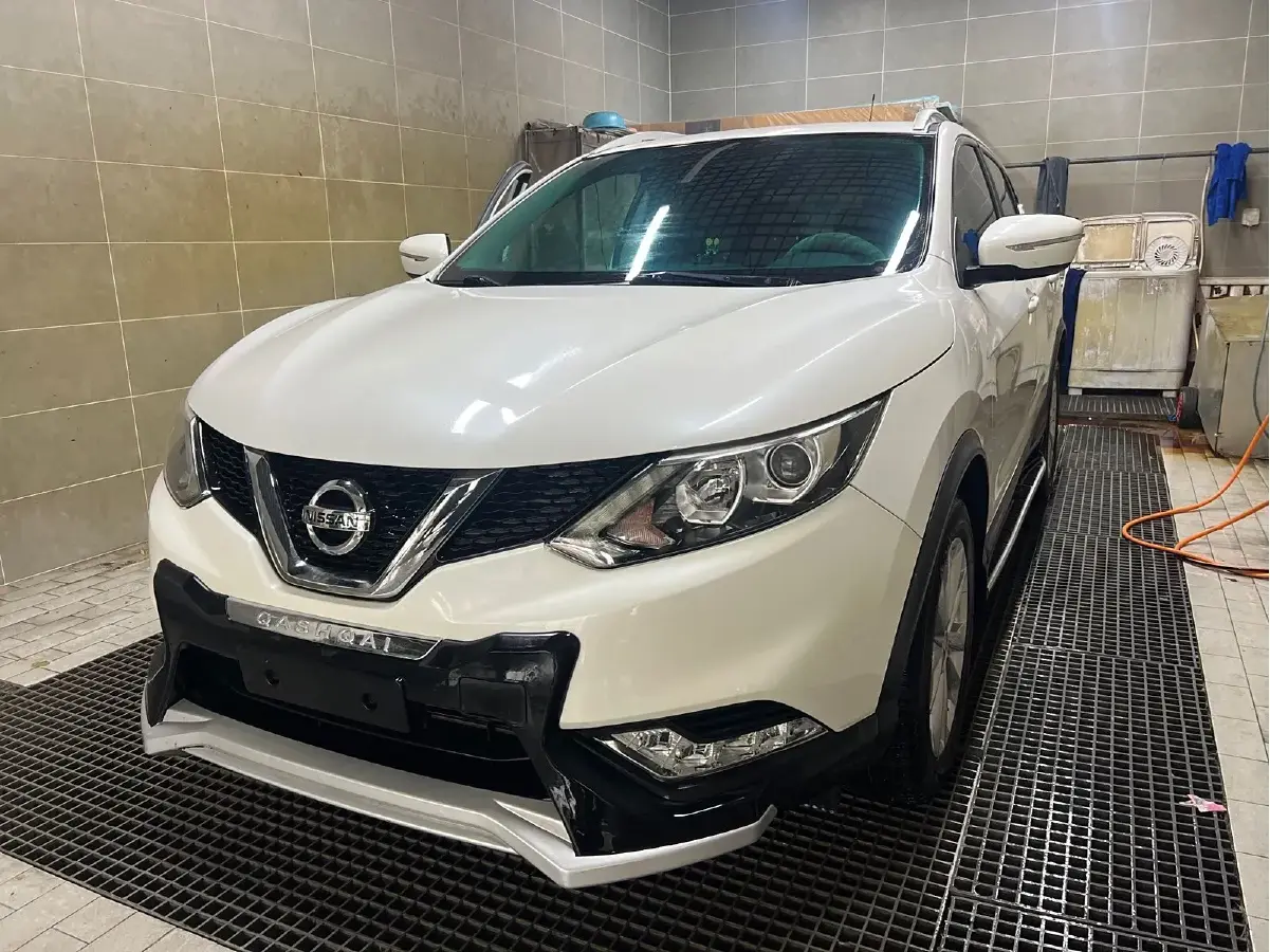 2016 Nissan Qashqai 2.0L 150HP L4 CVT