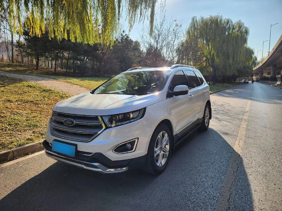 2015 Ford Edge 2.0T 245HP L4 6AT