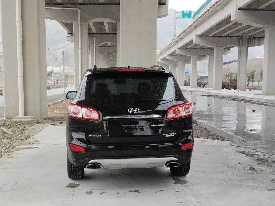 2012 Hyundai Santafe Classic 2.4L 174HP L4 6AT,autocango,china used car exporter,china ev exporter,chinese used car exporter,chinese used ev exporter