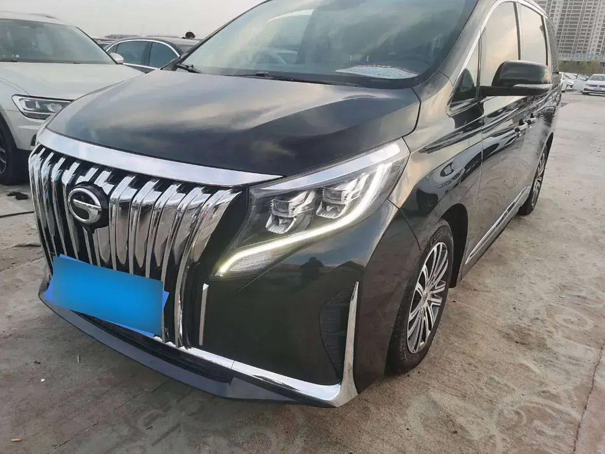 2021 GAC Trumpchi M8 2.0T 252HP L4 8AT