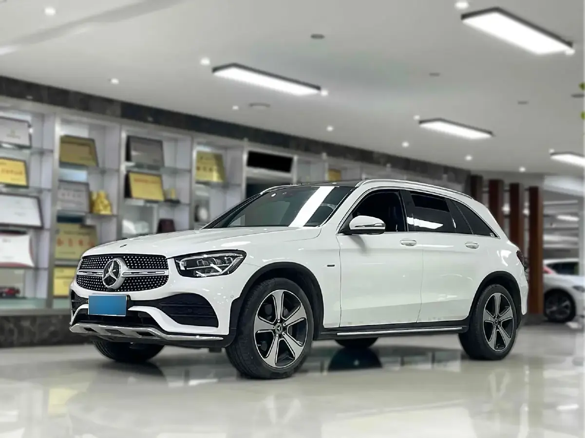 2022 Mercedes-Benz GLC Class 2.0T 258HP L4 9AT