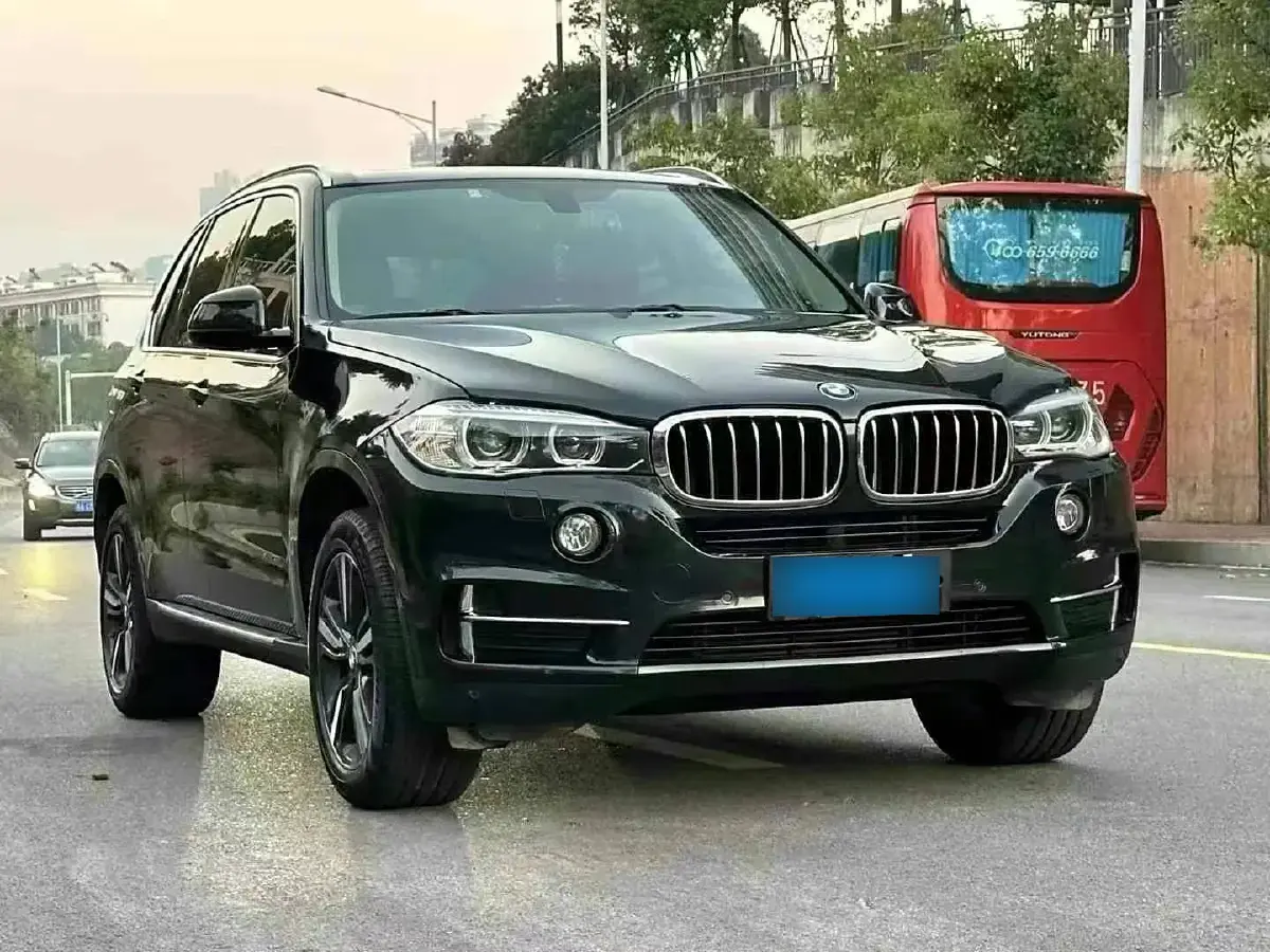 2017 BMW X5 3.0T 306HP L6 8AT