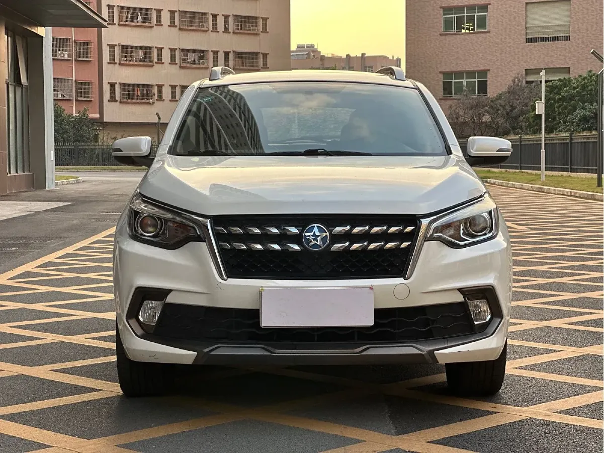 2019 Venucia T70 2.0L 144HP L4 CVT,autocango,china used car exporter,china ev exporter,chinese used car exporter,chinese used ev exporter