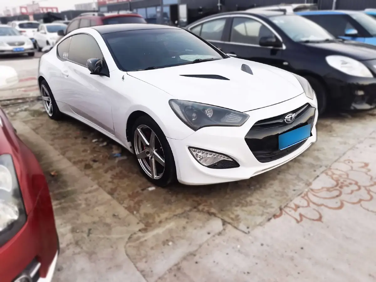 2012 Hyundai Rohens-Coupe 2.0T 260HP L4 8AT