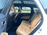 2019 Volvo XC60 2.0T 254HP L4 8AT,autocango,china used car exporter,china ev exporter,chinese used car exporter,chinese used ev exporter