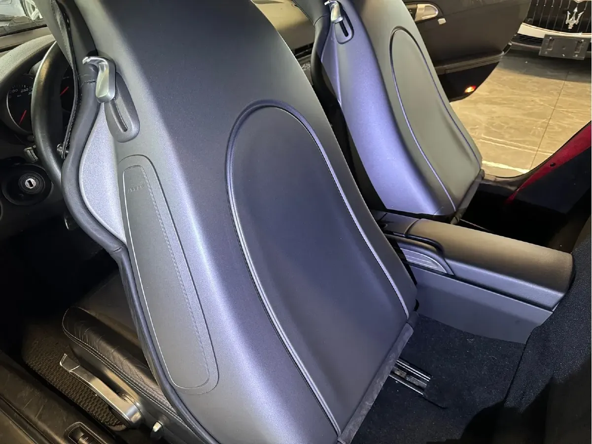 2011 Porsche Boxster 2.9L 255HP H6 7DCT,autocango,china used car exporter,china ev exporter,chinese used car exporter,chinese used ev exporter