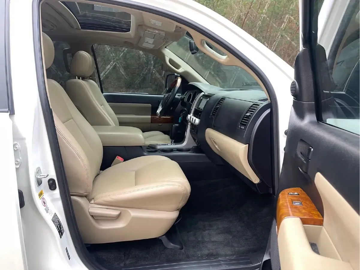 2003 Toyota Sequoia 4.7L 282HP V8 5AT,autocango,china used car exporter,china ev exporter,chinese used car exporter,chinese used ev exporter
