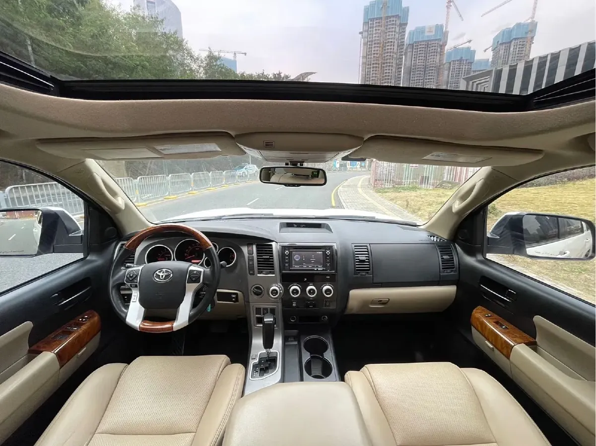 2003 Toyota Sequoia 4.7L 282HP V8 5AT,autocango,china used car exporter,china ev exporter,chinese used car exporter,chinese used ev exporter