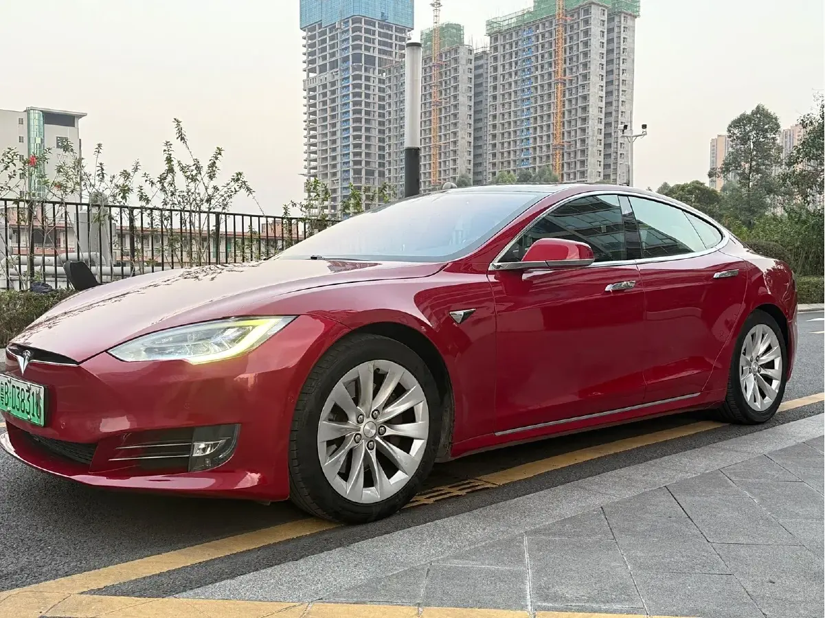 2017 Tesla Model S BEV 75KWH