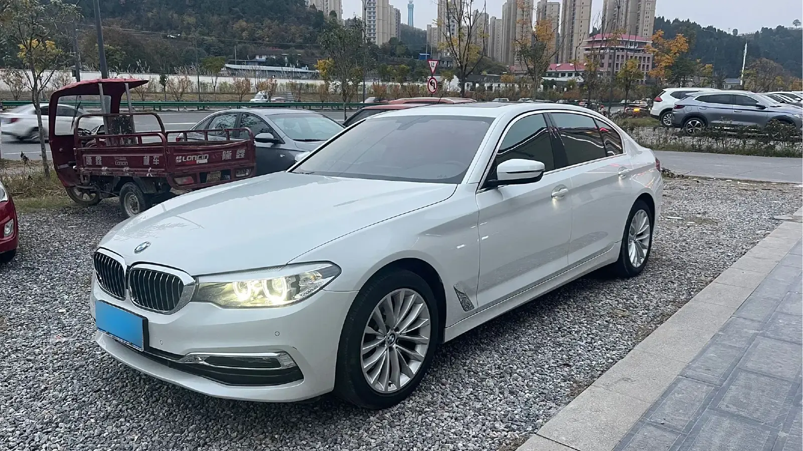 2019 BMW 5 Series 2.0T 184HP L4 8AT