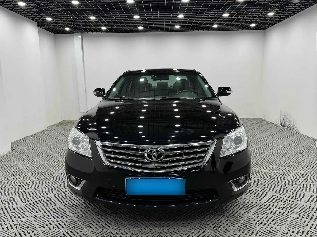 2012 Toyota Camry 2.0L 147HP L4 4AT