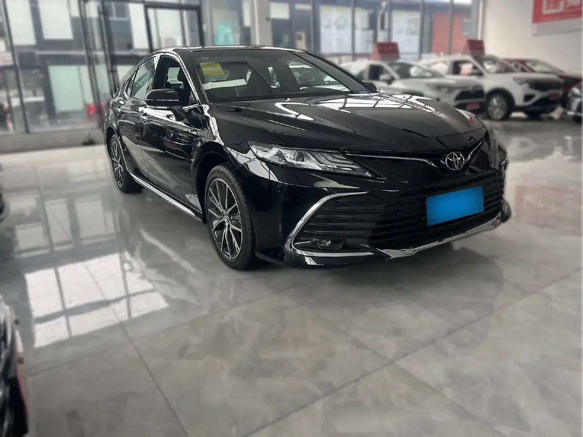 2023 Toyota Camry 2.5L 207HP L4 8AT