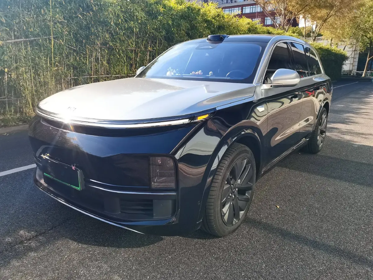 2023 Li L8 Range Extended 154HP REEV 40.9KWH