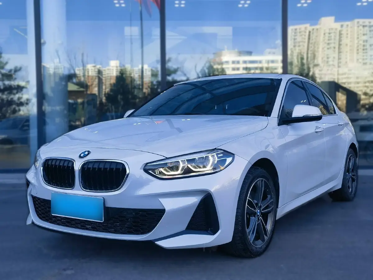 2022 BMW 1 Series 1.5T 140HP L3 7DCT