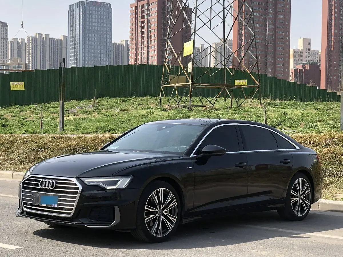2021 Audi A6L 2.0T 190HP L4 7DCT