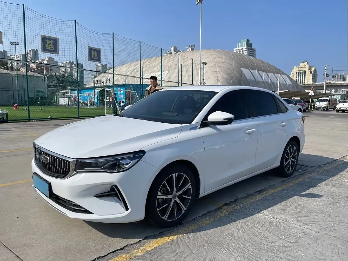 2022 Geely Emgrand 1.5L 114HP L4 CVT