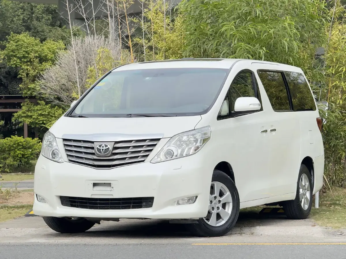 2011 Toyota Alphard 3.5L 275HP V6 6AT