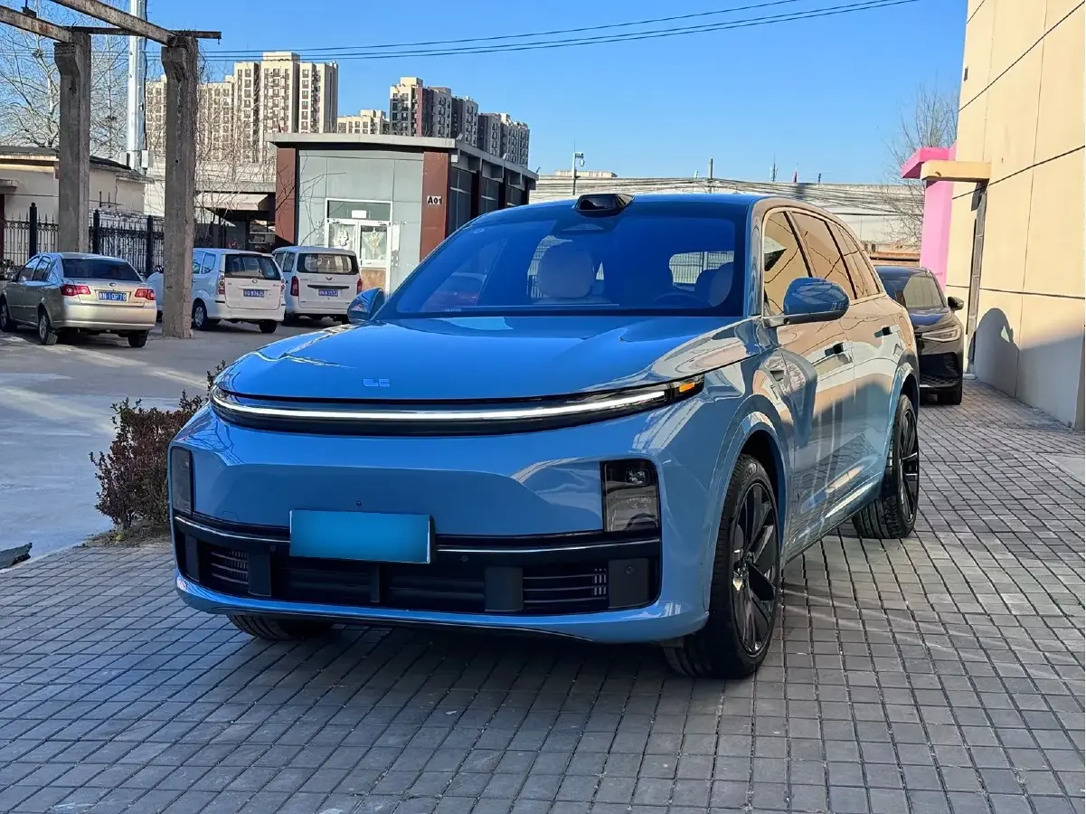 2023 Li L7 Range Extended 154HP REEV 40.9KWH